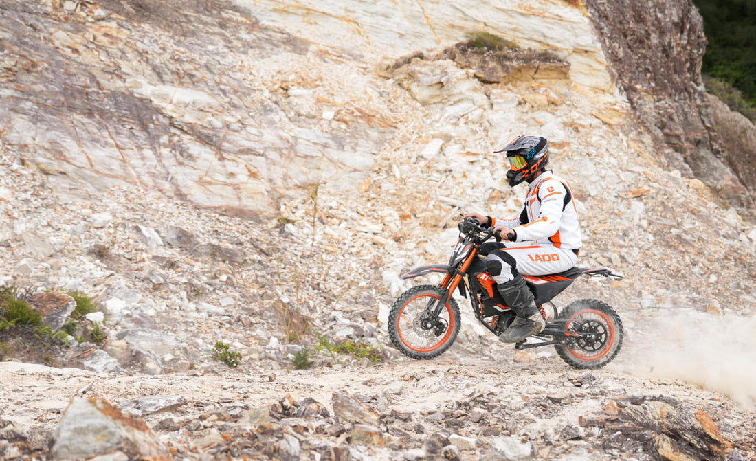 HappyRun G300 SE vs. Qronge X1 Spark M: Which Electric Mini Dirt Bike Is Right for You?